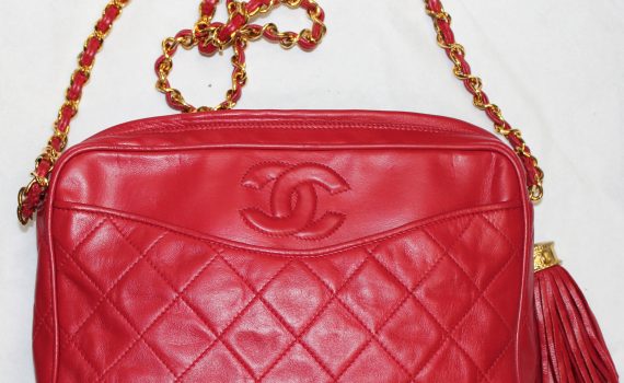 chanel camera bag red